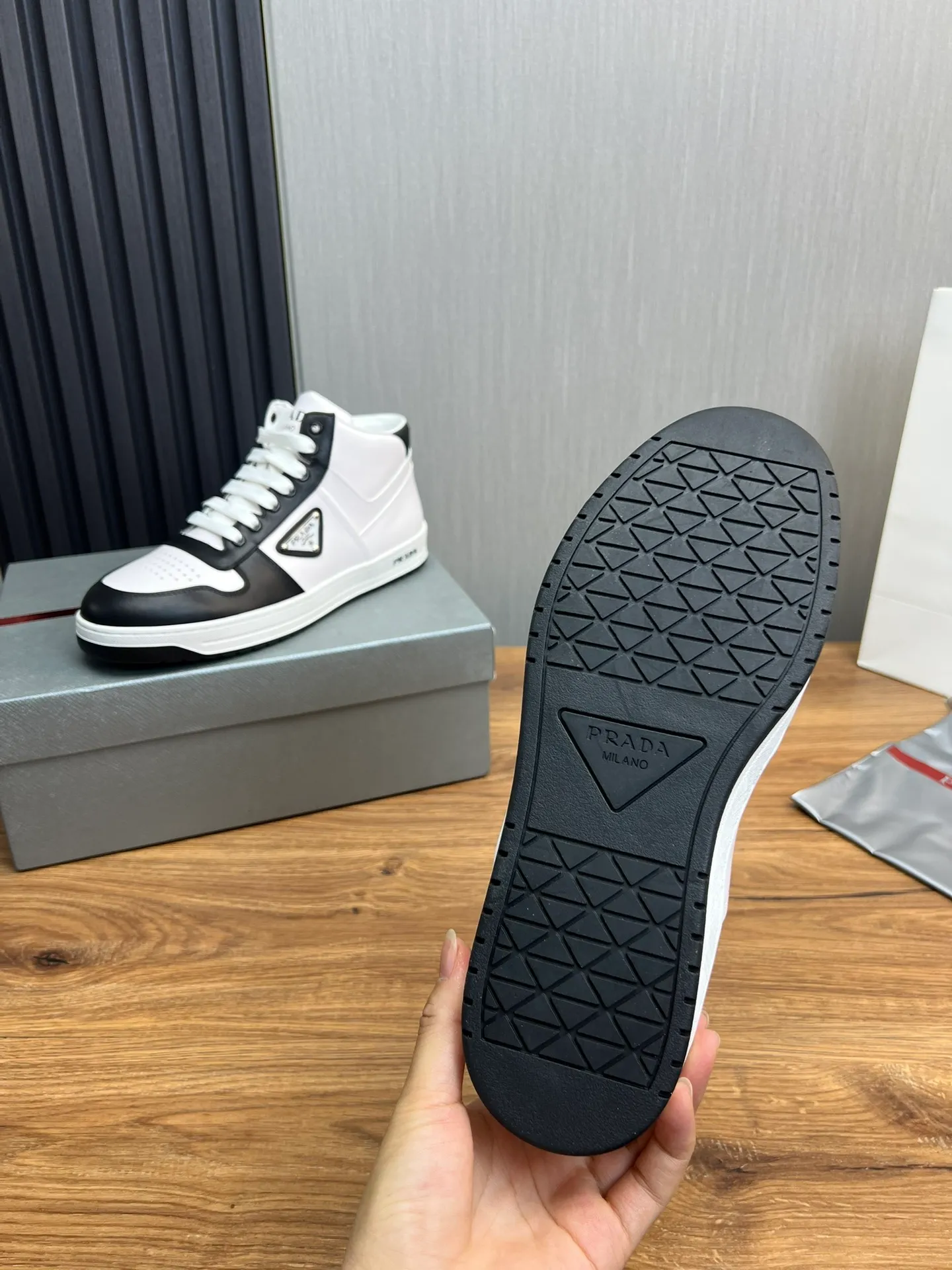 Men's shoes 💰620💰 [PRADA] Autumn and winter hot sale 🔥High quality shipment ✔️Original cowhide + cowhide lining, 1🆚1 replica, original sole, 38-45 (45 customized, non-refundable)